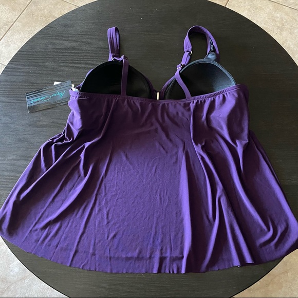 PLUS SIZE OVER THE SHOULDER TANKINI TOP WINE - Picture 5 of 10